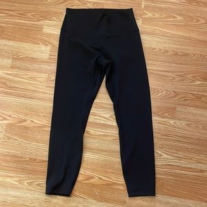 Lululemon Wunder Under HR Tight 25” black leggings - size 10